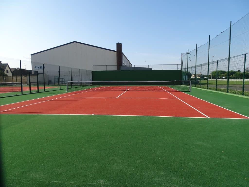 Courts de tennis rénovés